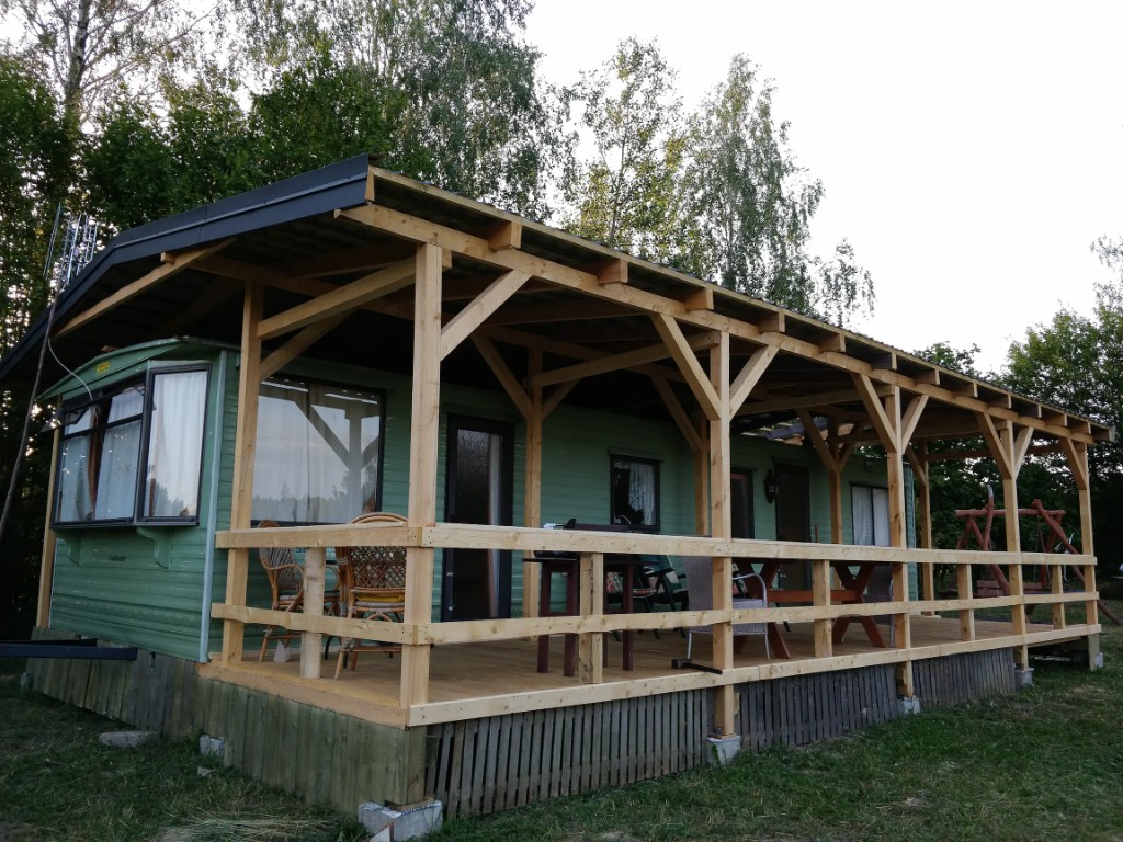 Domek 2 (rodzinny, 300 m od jeziora)